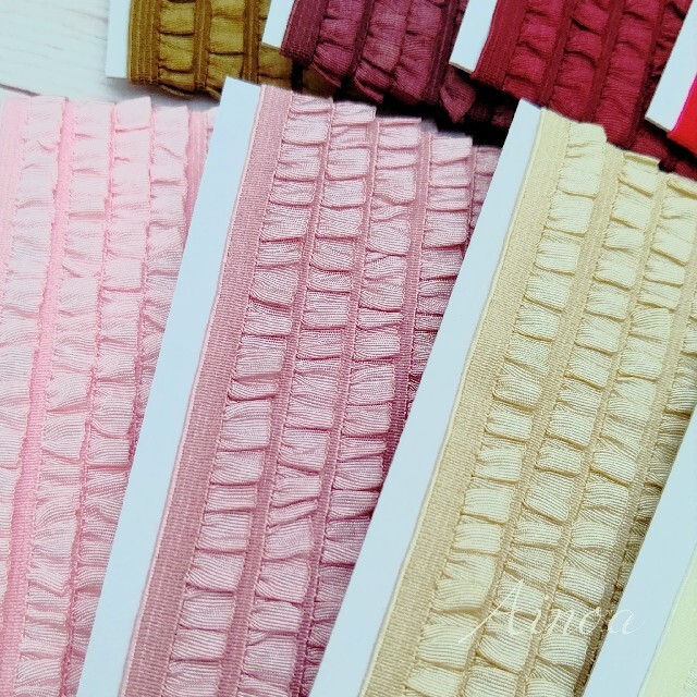 ストレッチフリルレースD 1cm幅 2m 暖色系 ハンドメイドの素材/材料(生地/糸)の商品写真