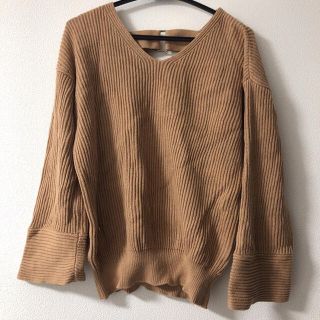 ユナイテッドアローズ(UNITED ARROWS)のUNITED ARROWS ユナイテッドアローズ 背中開きニット セーター(ニット/セーター)