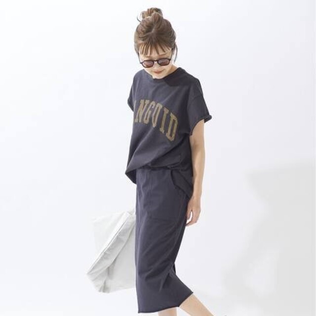 Plage(プラージュ)の新品☆Plage  2021SS Cut  off logo Tシャツ レディースのトップス(Tシャツ(半袖/袖なし))の商品写真