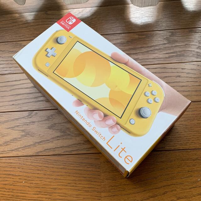 ニンテンドー　Switch lite 新品未開封