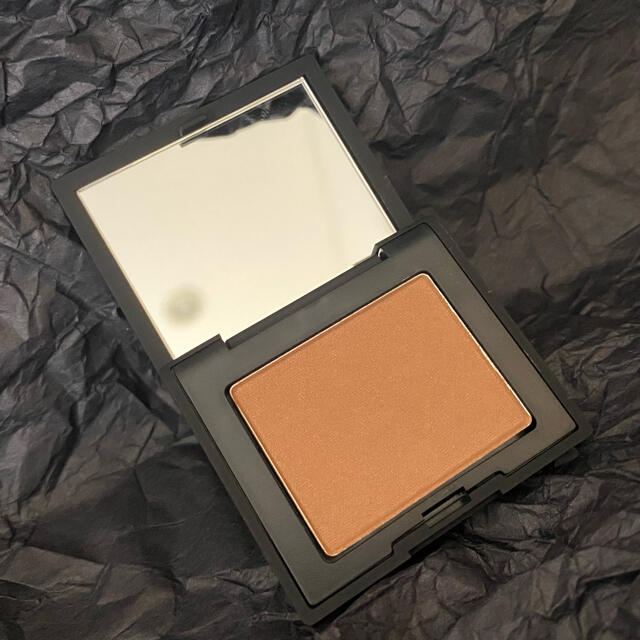 NARS(ナーズ)のNARSリップ&ブロンザー(サンプルサイズ) コスメ/美容のメイク道具/ケアグッズ(チーク/フェイスブラシ)の商品写真