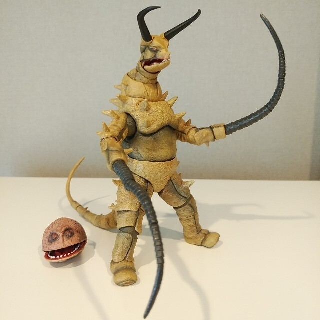 S.H.フィギュアーツ グドン S.H.フィギュアーツ グドン