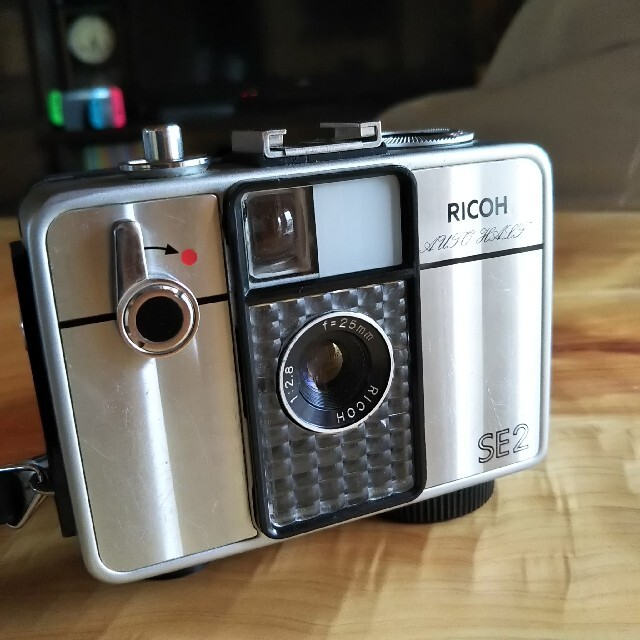 RICOH(リコー)のリコー オートハーフ SE2 RICOH  AUTO HALF SE2 スマホ/家電/カメラのカメラ(フィルムカメラ)の商品写真