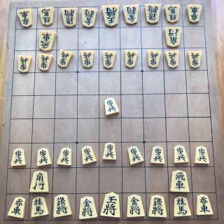 脚付き将棋盤と駒のセット(囲碁/将棋)