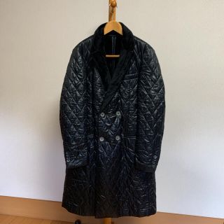 エンポリオアルマーニ(Emporio Armani)の美品　EMPORIO ARMANI チェスターコート　キルティング　サイズ50(チェスターコート)