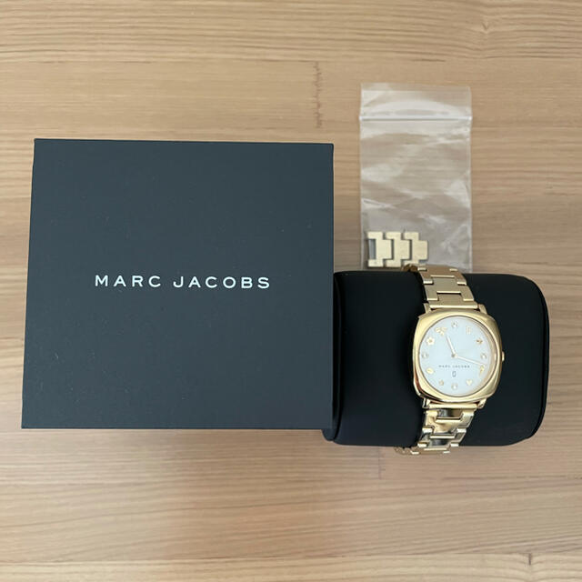 MARC BY MARC JACOBS(マークバイマークジェイコブス)のMARC BY MARCJACOBS レディース 腕時計 レディースのファッション小物(腕時計)の商品写真