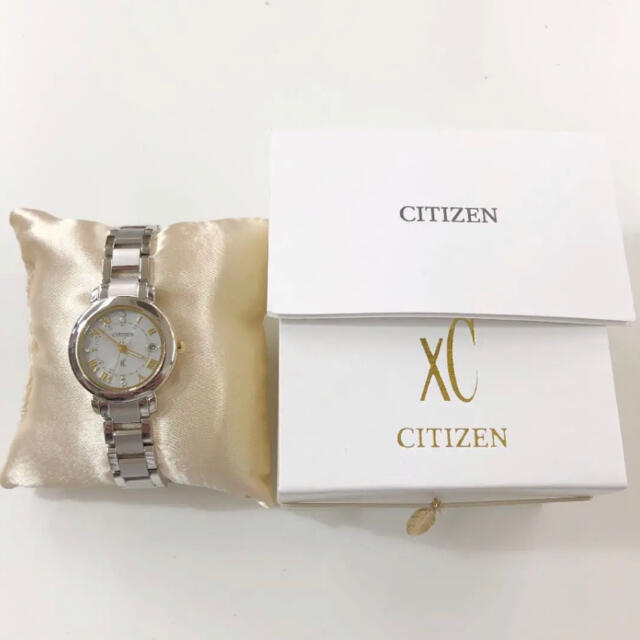 CITIZEN(シチズン)の新品同様 CITIZEN xC Titania Happy Flight 腕時計 レディースのファッション小物(腕時計)の商品写真