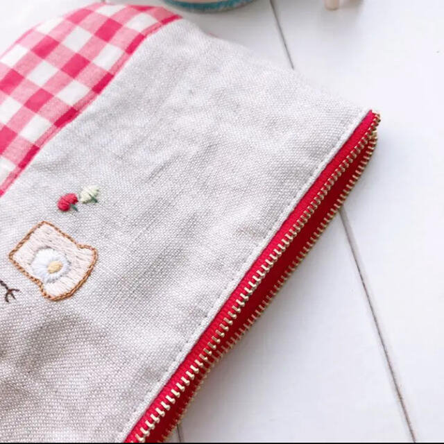 handmade刺繍ポーチீCHOSHOKUீ朝食 モーニング