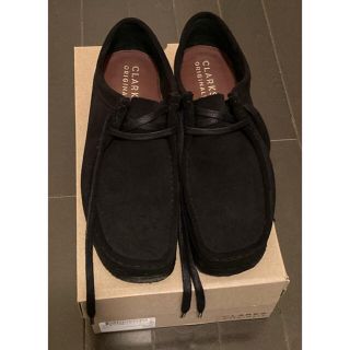 クラークス(Clarks)のCLARKS ワラビー　黒　UK 7.5(スリッポン/モカシン)