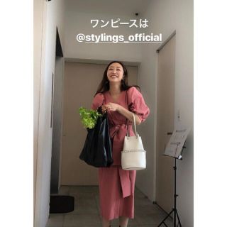 styling/ ボリュームスリーブカシュクールドレス(ひざ丈ワンピース)