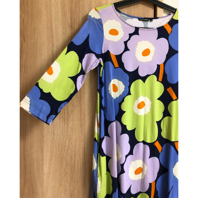 marimekko(マリメッコ)のマリメッコ　ウニッコ　ワンピース レディースのワンピース(ひざ丈ワンピース)の商品写真