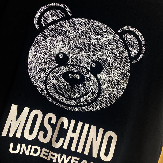 MOSCHINO(モスキーノ)のモスキーノ　半袖　ロゴ　レース　黒　レディース　熊　MOSCHINO ベアー レディースのトップス(Tシャツ(半袖/袖なし))の商品写真