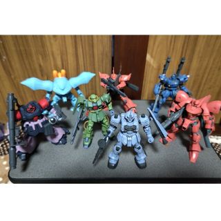 バンダイ(BANDAI)のガンプラ　組立済　完成品　HGセット(模型/プラモデル)