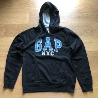 ギャップ(GAP)のフード付きトレーナー　ブラック　S     GAP       未使用にちかい(パーカー)