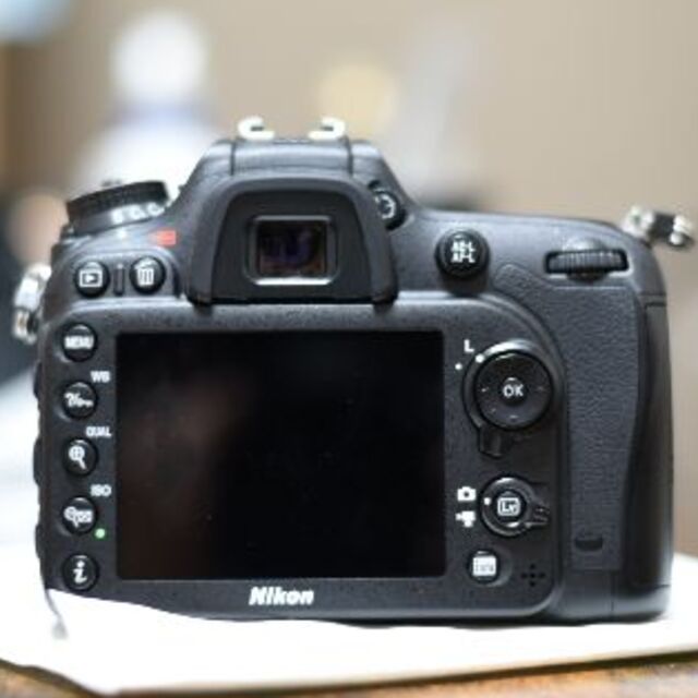 Nikon D7200 レンズ&SDカード付き