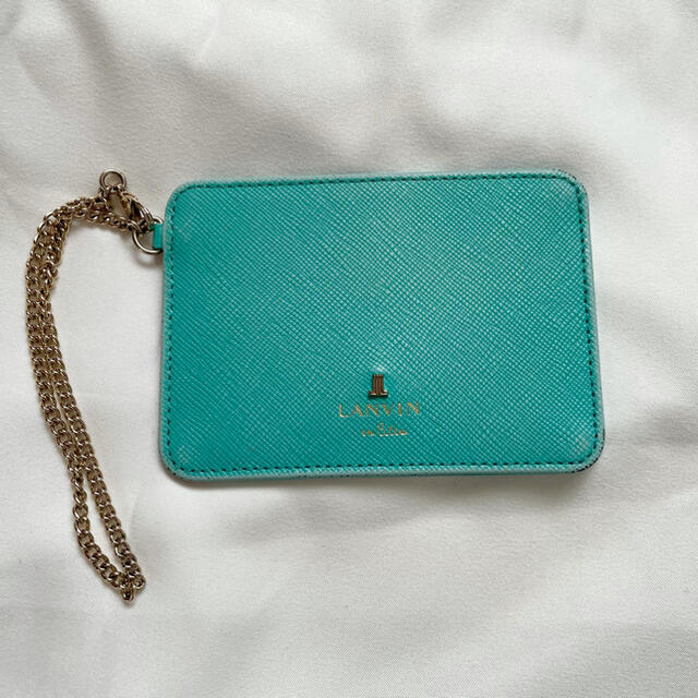 LANVIN en Bleu(ランバンオンブルー)のLANVIN en Bleu パスケース レディースのファッション小物(名刺入れ/定期入れ)の商品写真