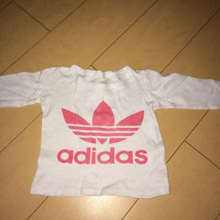 アディダス(adidas)のadidas☁︎Tシャツ(Tシャツ/カットソー)