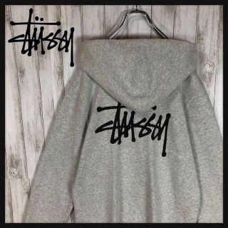 ステューシー(STUSSY)の【即完売モデル】STUSSY バックプリント デカロゴ パーカー 希少(パーカー)