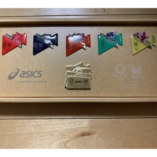 アシックス(asics)の値下げ　アシックス　オリンピック　パラリンピック　ピンバッチ　ピン　新品未使用(ノベルティグッズ)