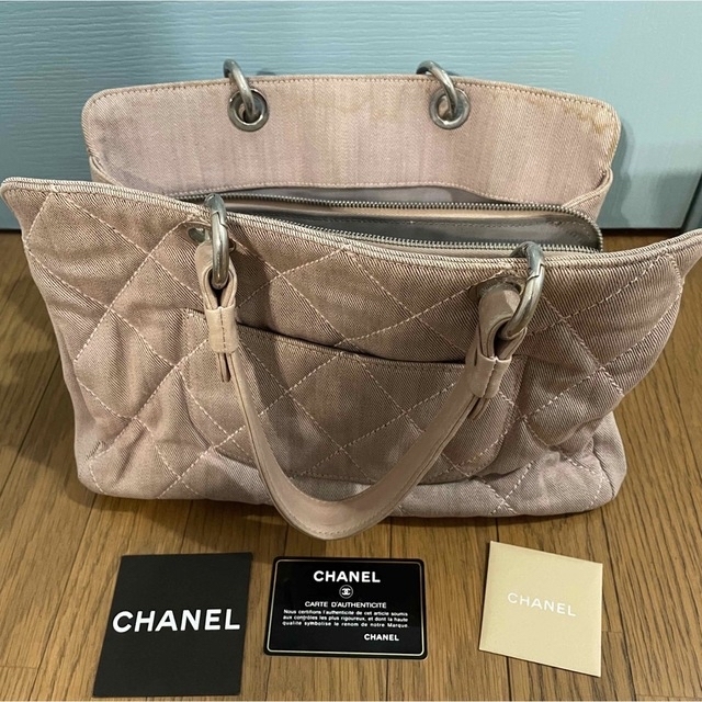 CHANEL(シャネル)のCHANELデニムハンドバッグ　ピンク レディースのバッグ(ハンドバッグ)の商品写真