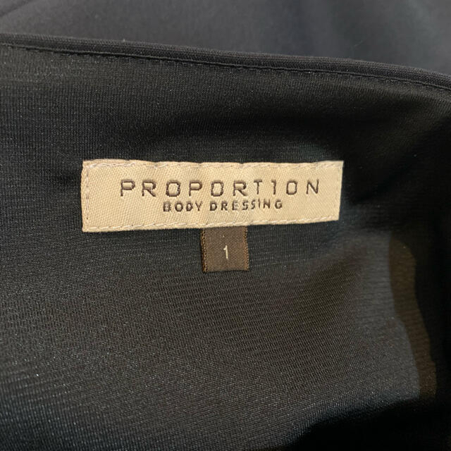 BODY DRESSING Deluxe(ボディドレッシングデラックス)のスカート  1  ボディードレッシング　黒 レディースのスカート(ひざ丈スカート)の商品写真