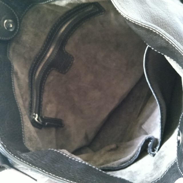 HIROFU　レザーショルダーバッグ レディースのバッグ(ショルダーバッグ)の商品写真