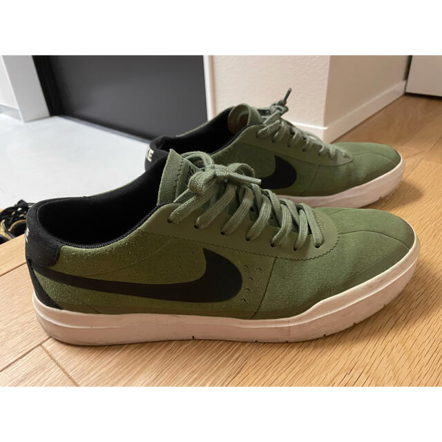 NIKE(ナイキ)のNIKE◆BRUIN SB HYPERFEEL/ブルインハイパーフィール/カーキ メンズの靴/シューズ(スニーカー)の商品写真