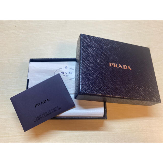 最終値下げ！PRADA シルバー　財布 7