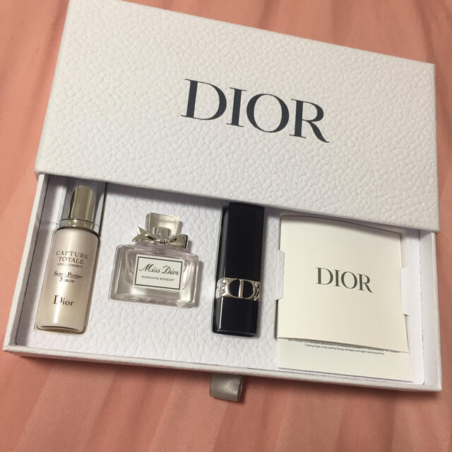 Dior(ディオール)のDior コスメ ビューティーディスカバリーキット コスメ/美容のキット/セット(コフレ/メイクアップセット)の商品写真