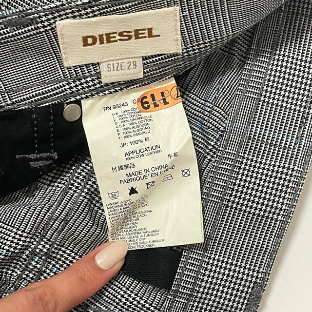 DIESEL(ディーゼル)の春物先取り♪【DIESEL】ディーゼル　メンズパンツ【匿名配送無料】 メンズのパンツ(ワークパンツ/カーゴパンツ)の商品写真