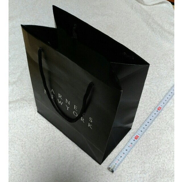 BARNEYS NEW YORK(バーニーズニューヨーク)の再！値下げ！☆ショップ袋＆リボン☆BARNEYS NEWYORK  レディースのバッグ(ショップ袋)の商品写真