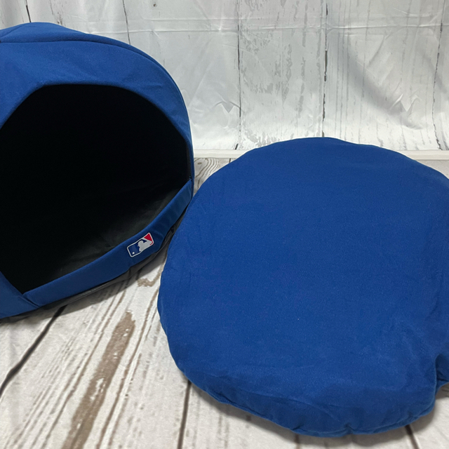 NEW ERA(ニューエラー)の【ラスト1】公式MLBライセンス キャップ型ペットベッド その他のペット用品(犬)の商品写真