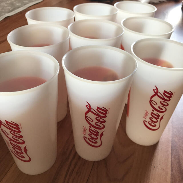 コカ・コーラ(コカコーラ)のcoca-colaコカコーラ　プラスチックカップ9個セット エンタメ/ホビーのコレクション(その他)の商品写真