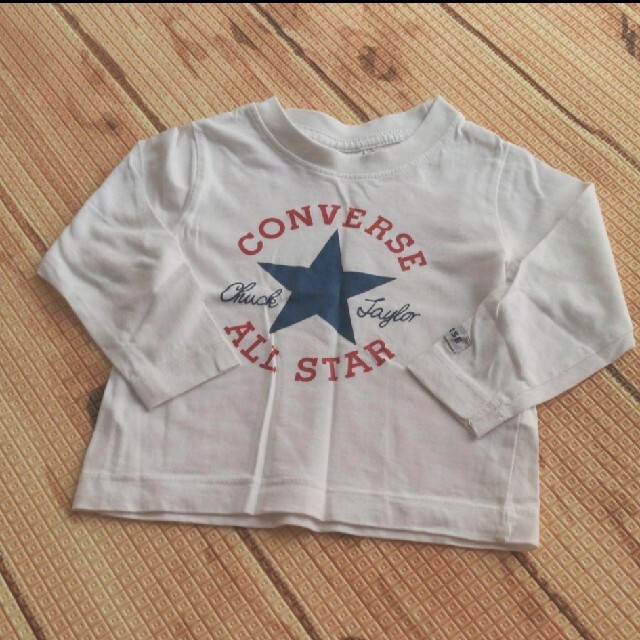 CONVERSE(コンバース)の長袖90 キッズ/ベビー/マタニティのキッズ服男の子用(90cm~)(Tシャツ/カットソー)の商品写真