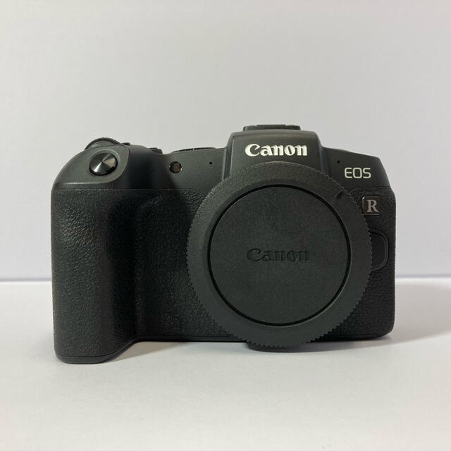 Canon(キヤノン)のEOS RP・ボディー スマホ/家電/カメラのカメラ(ミラーレス一眼)の商品写真