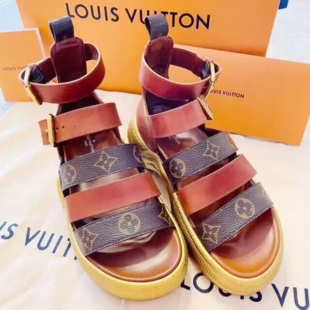 Louis Vuitton LVアークライト・ライン サンダル