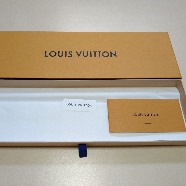 LOUIS VUITTON(ルイヴィトン)のご予約者様専用★新品未使用 ★ルイヴィトン  エク ネクタイ 紺 8cm幅 メンズのファッション小物(ネクタイ)の商品写真