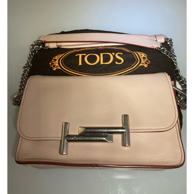 TOD'S(トッズ)のTOD’S トッズ　ダブルT チェーンショルダーバッグ レディースのバッグ(ショルダーバッグ)の商品写真