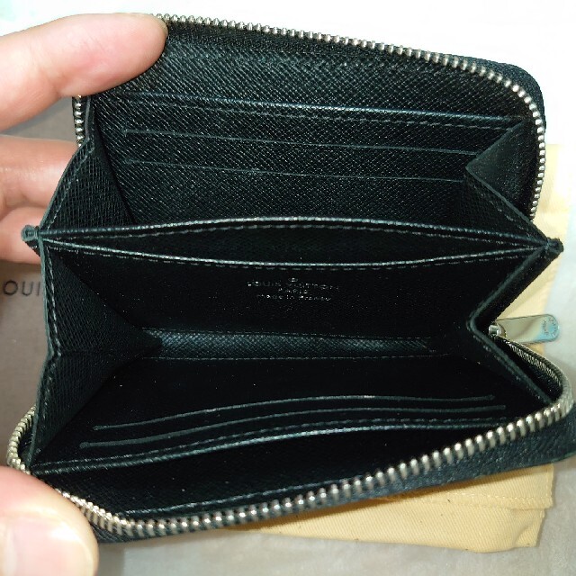 ルイヴィトン LOUIS VUITTON コインケース エピ ルイヴィトン LOUIS VUITTON コインケース エピ