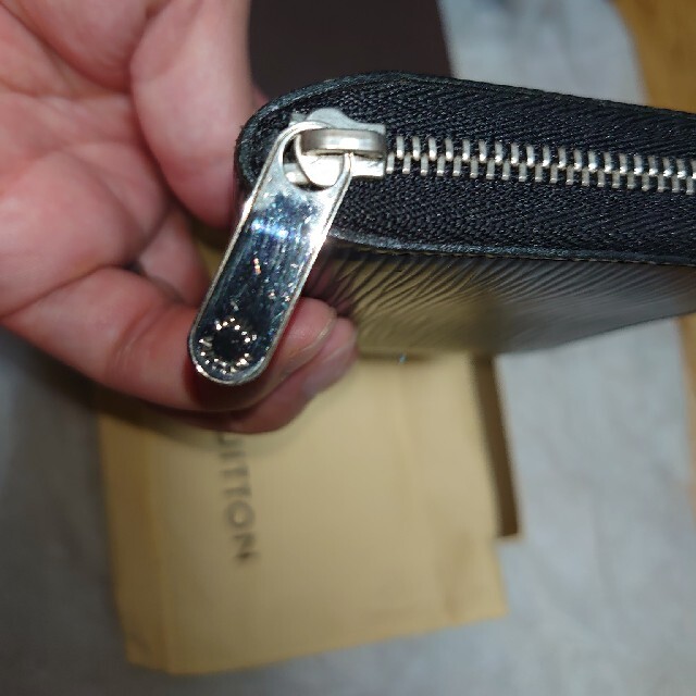 ルイヴィトン LOUIS VUITTON コインケース エピ ルイヴィトン LOUIS VUITTON コインケース エピ