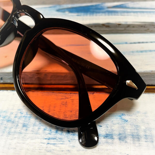 【新品未使用】カラーレンズ サングラス オレンジ ボスリントン ブラック レディースのファッション小物(サングラス/メガネ)の商品写真