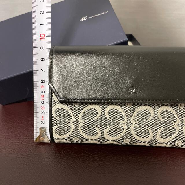 4℃(ヨンドシー)の未使用品　お財布 レディースのファッション小物(財布)の商品写真