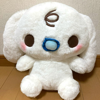 「シナモロール みるく スペシャルもこもこぬいぐるみ」に近い商品