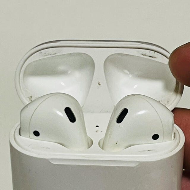 Apple - AirPods 第二世代 本体＋ケース 左耳のみジャンクの通販 by ...