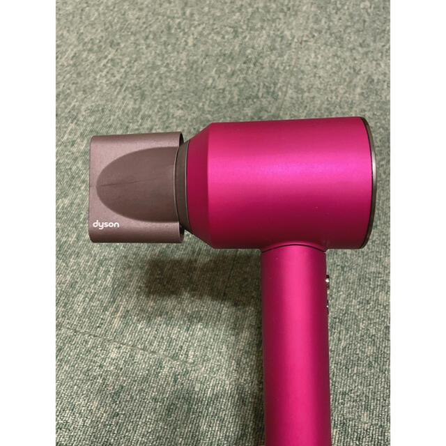 Dyson(ダイソン)の【SALE中】ダイソン社ドライヤー dyson HD03 ULF IIF スマホ/家電/カメラの美容/健康(ドライヤー)の商品写真