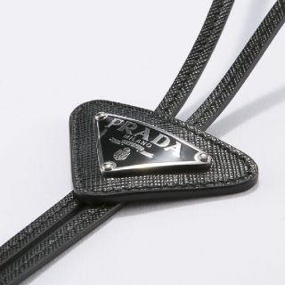 PRADA - PRADA サフィアーノロゴ レザー ボロタイ ループタイ黒新品