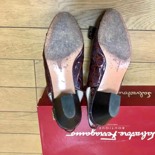 Salvatore Ferragamo - フェラガモ ヴァラ ストラップパンプス