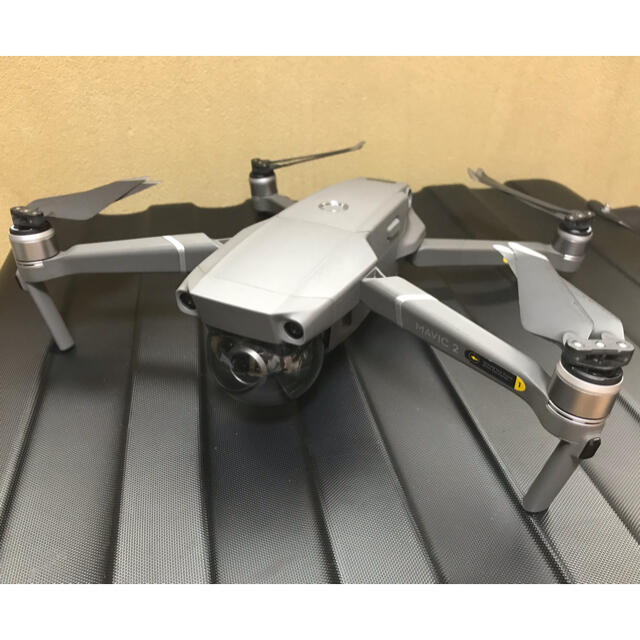 totoroさま専用DJI Mavic2 zoom エンタメ/ホビーのおもちゃ/ぬいぐるみ(ホビーラジコン)の商品写真