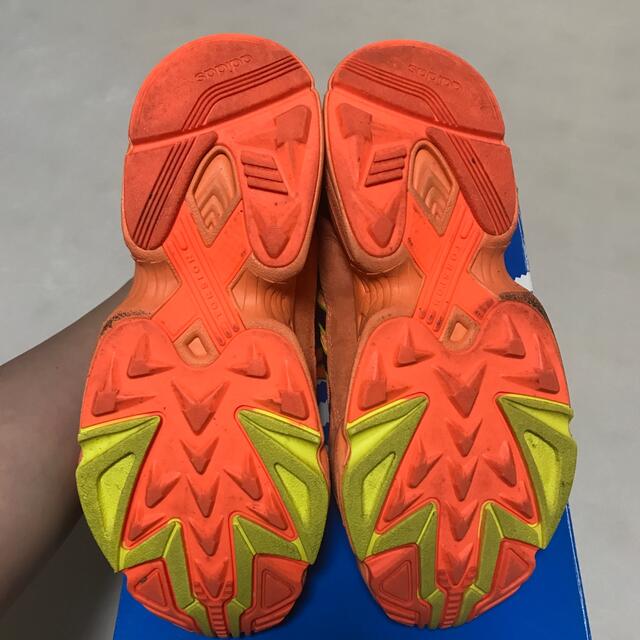 adidas(アディダス)のadidas YOUNG-1 オレンジ　24cm レディースの靴/シューズ(スニーカー)の商品写真