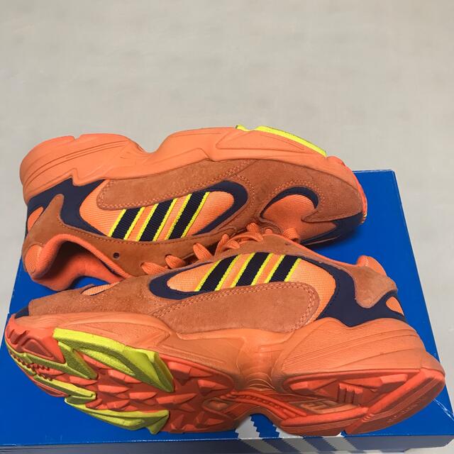 adidas(アディダス)のadidas YOUNG-1 オレンジ　24cm レディースの靴/シューズ(スニーカー)の商品写真